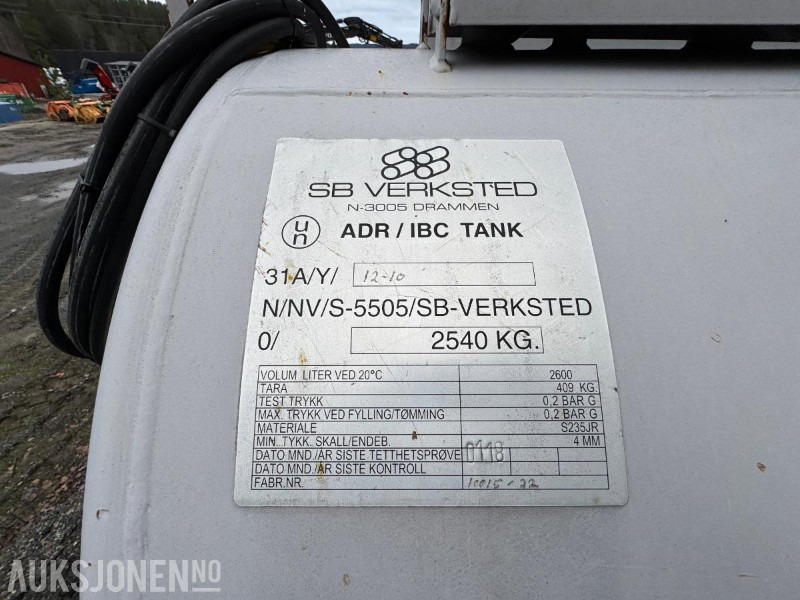 معدات البناء Dieseltank 2600 liter med pumpe: صور 7