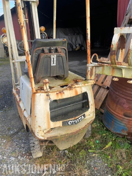 Gasstruck - Toyota Truck - معدات المناولة: صور 4 Gasstruck - Toyota Truck - معدات المناولة: صور 4