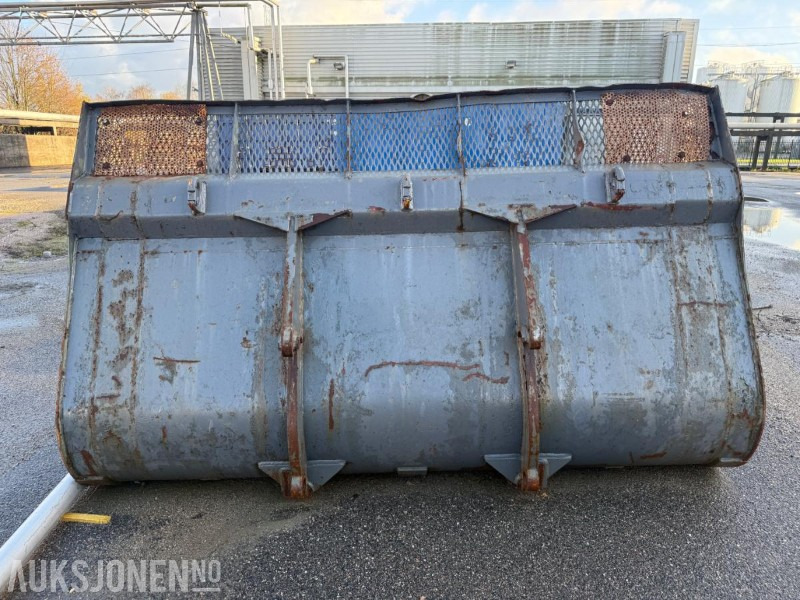 Hjullasterskuff m/store BM feste. - ملحقات - آلات البناء: صور 3 Hjullasterskuff m/store BM feste. - ملحقات - آلات البناء: صور 3