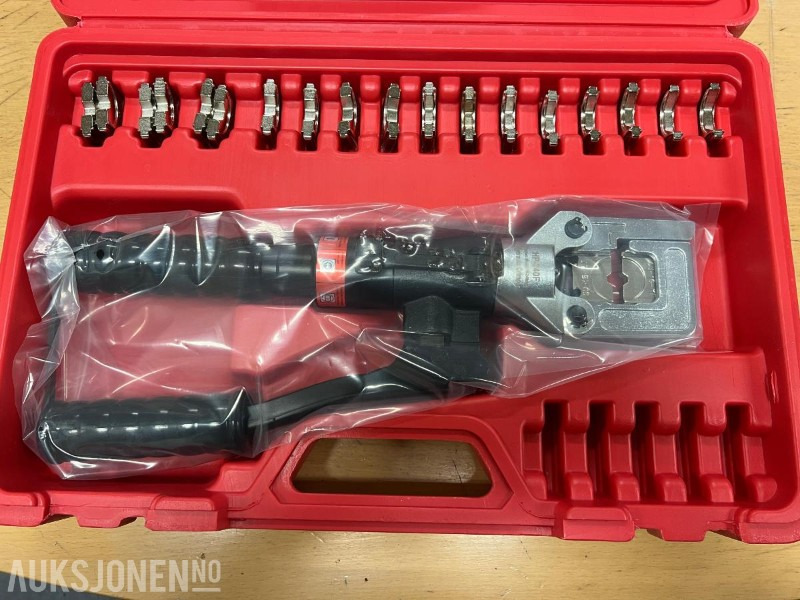 Hydraulisk Presstang for C-Press og kabelsko- Ny/Ubrukt - ملحقات - آلات البناء: صور 1 Hydraulisk Presstang for C-Press og kabelsko- Ny/Ubrukt - ملحقات - آلات البناء: صور 1