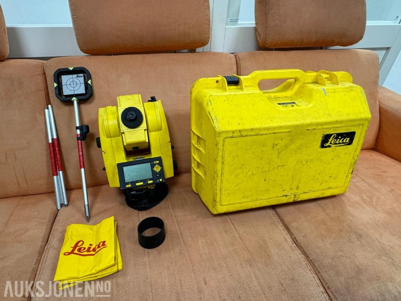 Leica Builder 309, totalstasjon / byggetotalstasjon med diverse tilbehør - ملحقات - آلات البناء: صور 1 Leica Builder 309, totalstasjon / byggetotalstasjon med diverse tilbehør - ملحقات - آلات البناء: صور 1
