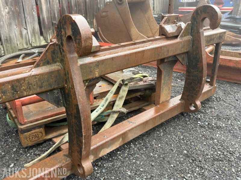 Mekanisk pallegaffel med stort BM-feste - ملحقات - آلات البناء: صور 2 Mekanisk pallegaffel med stort BM-feste - ملحقات - آلات البناء: صور 2