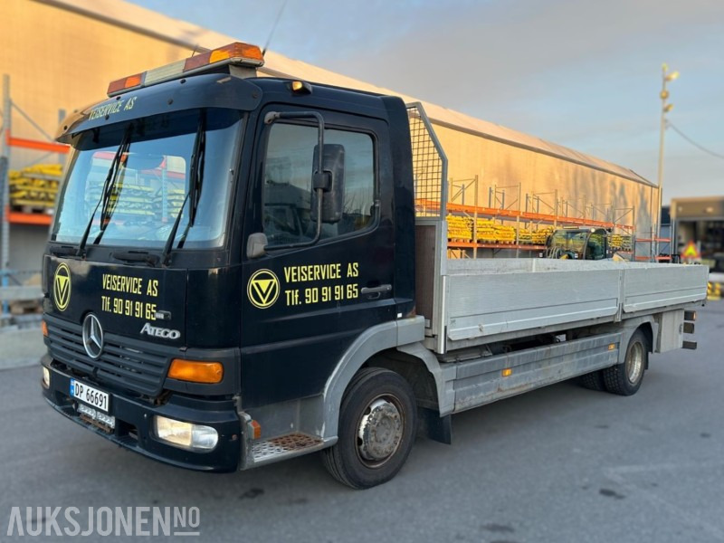 Mercedes-Benz Atego 818/42 – 2005-modell – 7,5 tonn planbil – Kjørbar, men EU utløpt - شاحنات مسطحة: صور 1 Mercedes-Benz Atego 818/42 – 2005-modell – 7,5 tonn planbil – Kjørbar, men EU utløpt - شاحنات مسطحة: صور 1