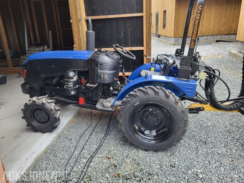 Powertrack Timber King 2000 - Traktor med tømmerhenger - Kun kjørt 10 timer! - جرار: صور 3 Powertrack Timber King 2000 - Traktor med tømmerhenger - Kun kjørt 10 timer! - جرار: صور 3