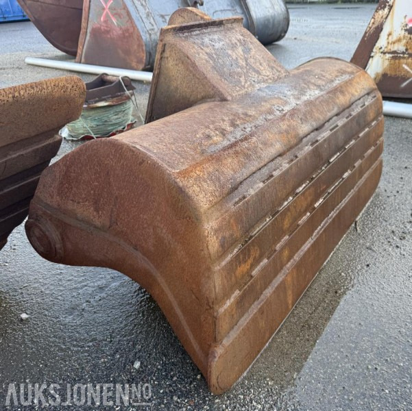 Pusseskuff m/BM feste. - ملحقات - آلات البناء: صور 2 Pusseskuff m/BM feste. - ملحقات - آلات البناء: صور 2