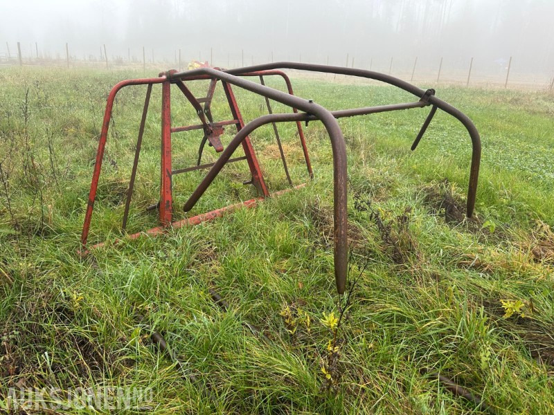 SELGES UTEN MINSTE PRIS! Høysvans – eldre modell – selges som den står - الآلات والماكينات الزراعية: صور 1 SELGES UTEN MINSTE PRIS! Høysvans – eldre modell – selges som den står - الآلات والماكينات الزراعية: صور 1