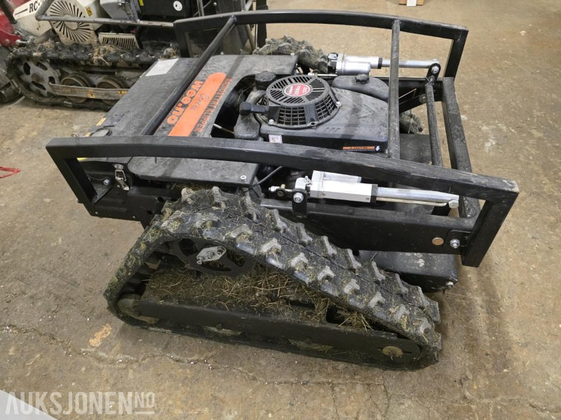 Serena LM-550 Fjernstyrt Plenklipper 9.hp Motor Med radio - الآلات والماكينات الزراعية: صور 3 Serena LM-550 Fjernstyrt Plenklipper 9.hp Motor Med radio - الآلات والماكينات الزراعية: صور 3