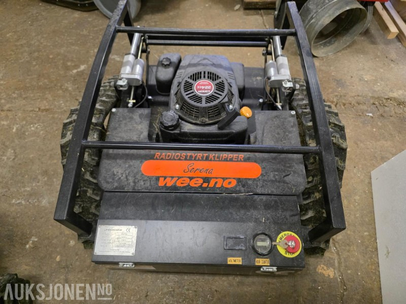 Serena LM-550 Fjernstyrt Plenklipper 9.hp Motor Med radio - الآلات والماكينات الزراعية: صور 1 Serena LM-550 Fjernstyrt Plenklipper 9.hp Motor Med radio - الآلات والماكينات الزراعية: صور 1