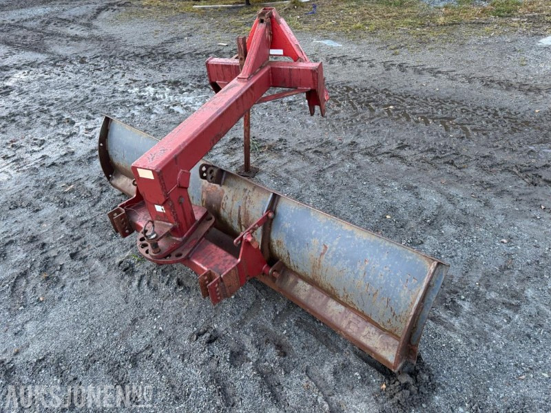 Skjær til traktor - الآلات والماكينات الزراعية: صور 2 Skjær til traktor - الآلات والماكينات الزراعية: صور 2