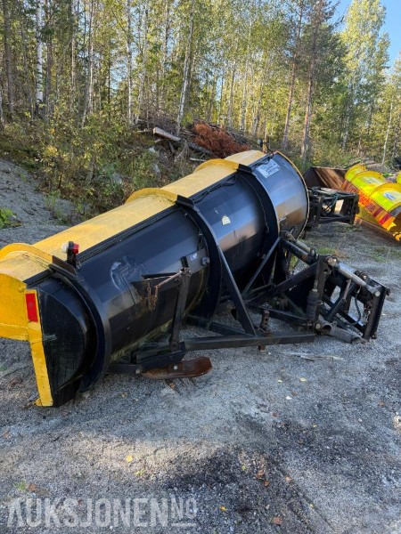 Steinsland diagonalplog med Turboving - معدات البناء: صور 1 Steinsland diagonalplog med Turboving - معدات البناء: صور 1