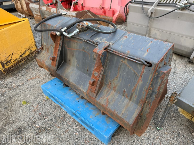 Strøskuffe traktor - Trima feste - بكت شيول: صور 2 Strøskuffe traktor - Trima feste - بكت شيول: صور 2