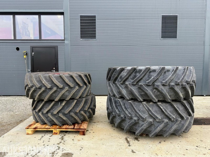 TRELLEBORG TM800 HJULSETT 650/65 R 42 + 540/65 R 30 - جرار: صور 1 TRELLEBORG TM800 HJULSETT 650/65 R 42 + 540/65 R 30 - جرار: صور 1