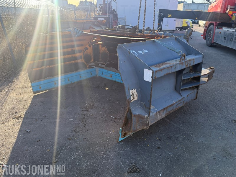 Tellefsdal 5200 U-plog / Snøplog - الآلات والماكينات الزراعية: صور 2 Tellefsdal 5200 U-plog / Snøplog - الآلات والماكينات الزراعية: صور 2