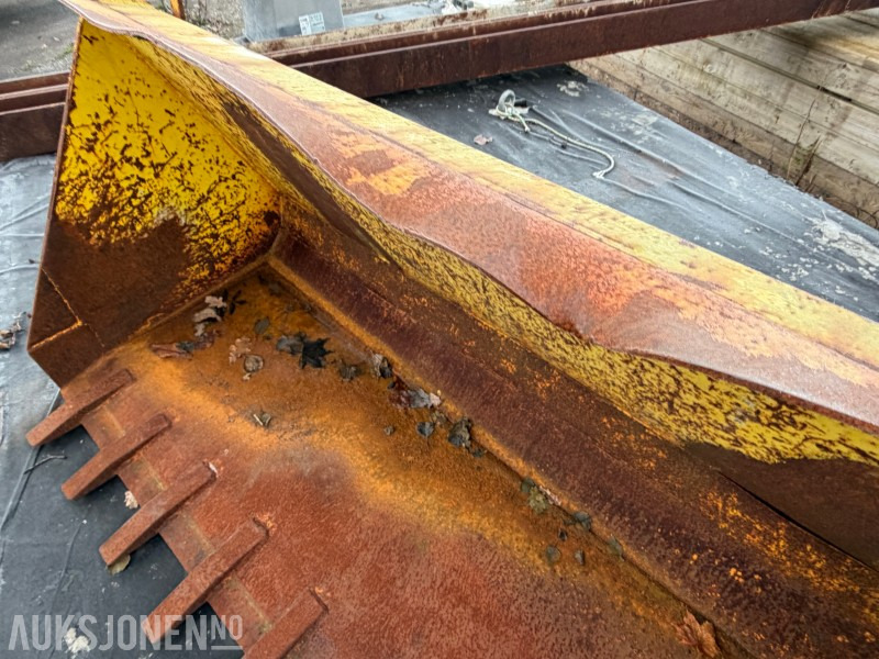 Traktorskuff 162 cm - الآلات والماكينات الزراعية: صور 5 Traktorskuff 162 cm - الآلات والماكينات الزراعية: صور 5