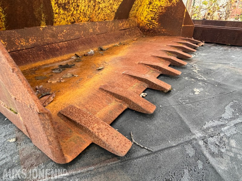 Traktorskuff 162 cm - الآلات والماكينات الزراعية: صور 3 Traktorskuff 162 cm - الآلات والماكينات الزراعية: صور 3