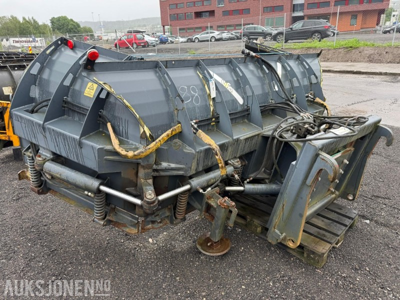 UFO 480 hydraulisk u-plog - الآلات والماكينات الزراعية: صور 5 UFO 480 hydraulisk u-plog - الآلات والماكينات الزراعية: صور 5