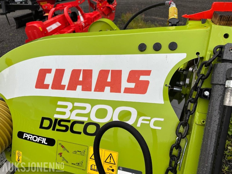 Ubrukt utstillingsmaskin - 2022 Claas DISCO 3200fc profil frontmontert slåmaskin - الآلات والماكينات الزراعية: صور 2 Ubrukt utstillingsmaskin - 2022 Claas DISCO 3200fc profil frontmontert slåmaskin - الآلات والماكينات الزراعية: صور 2