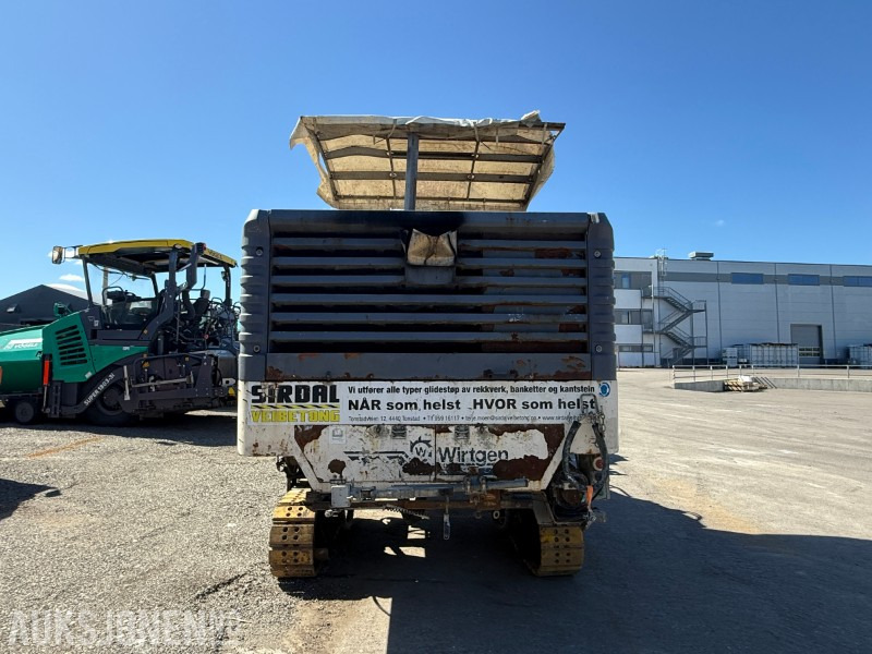 Wirtgen SP25 Glidestøpemaskin - 11688 Arbeidstimer - 118kW/158HP - معدات البناء: صور 5 Wirtgen SP25 Glidestøpemaskin - 11688 Arbeidstimer - 118kW/158HP - معدات البناء: صور 5