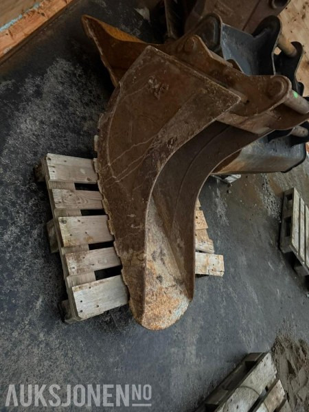 Smal/kabel skuff med s-50 feste - ملحقات - آلات البناء: صور 2 Smal/kabel skuff med s-50 feste - ملحقات - آلات البناء: صور 2