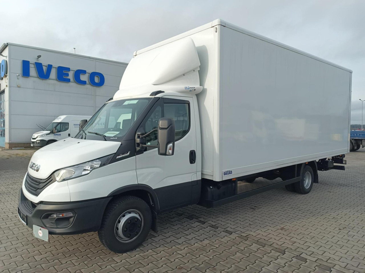 IVECO Daily 70C18A8 - الشاحنات الصغيرة صندوق مغلق: صور 1 IVECO Daily 70C18A8 - الشاحنات الصغيرة صندوق مغلق: صور 1