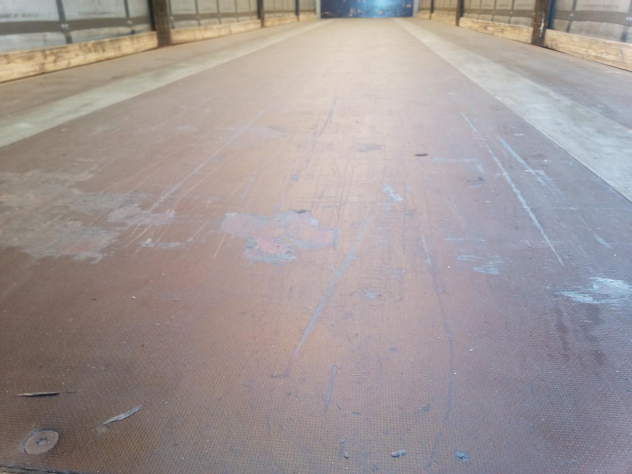 KOEGEL S24 - الخيمة نصف مقطورة: صور 2 KOEGEL S24 - الخيمة نصف مقطورة: صور 2