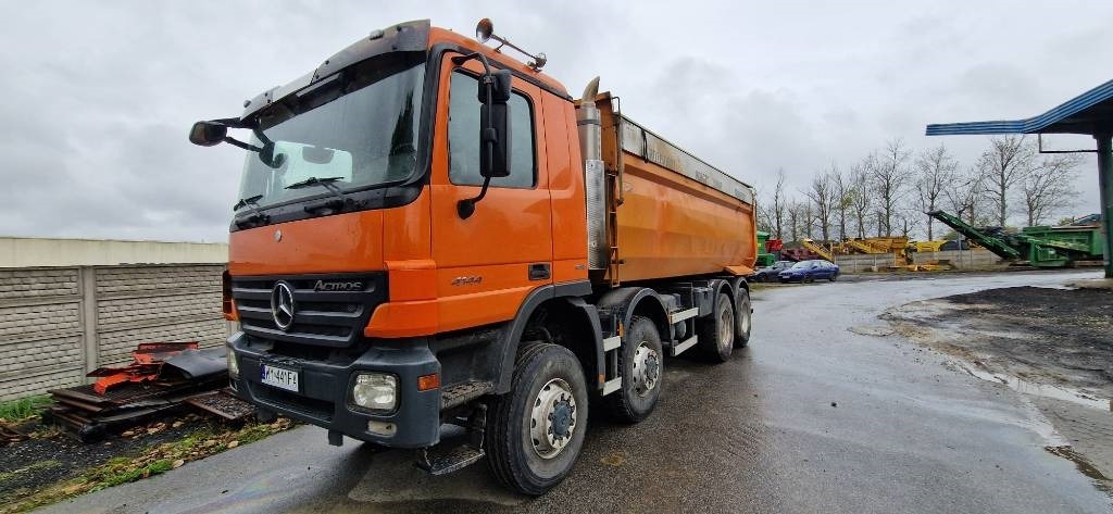 Mercedes-Benz Actros 4144 - قلابات: صور 2 Mercedes-Benz Actros 4144 - قلابات: صور 2