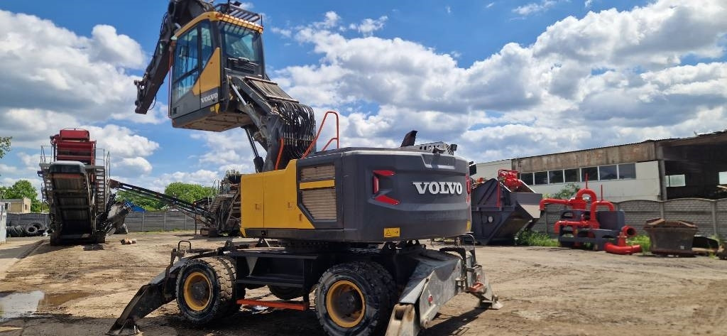 Volvo EW 240 E MH - حفارة النقل والشحن: صور 3 Volvo EW 240 E MH - حفارة النقل والشحن: صور 3