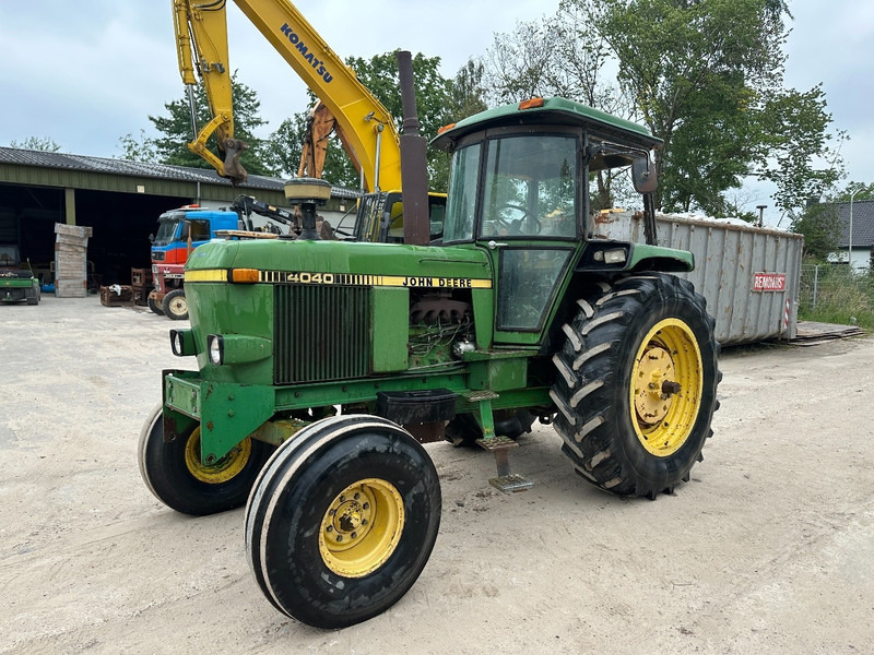 John Deere 4040 AIRCO - جرار: صور 1 John Deere 4040 AIRCO - جرار: صور 1
