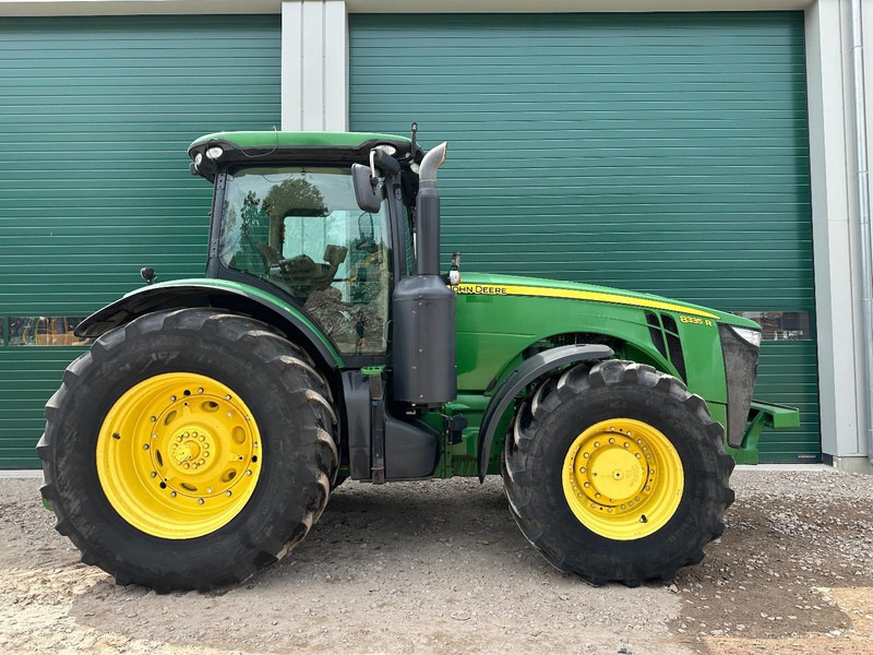 John Deere 8335R AutoPower - جرار: صور 4 John Deere 8335R AutoPower - جرار: صور 4