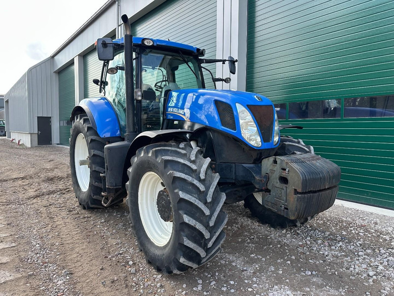 New Holland T7.250 Power Command - جرار: صور 2 New Holland T7.250 Power Command - جرار: صور 2