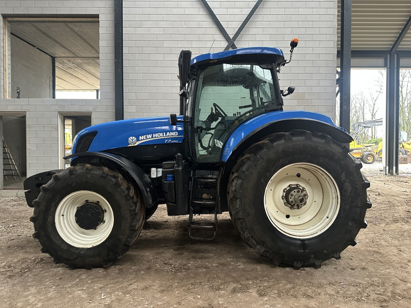 New Holland T7.250 - جرار: صور 3 New Holland T7.250 - جرار: صور 3