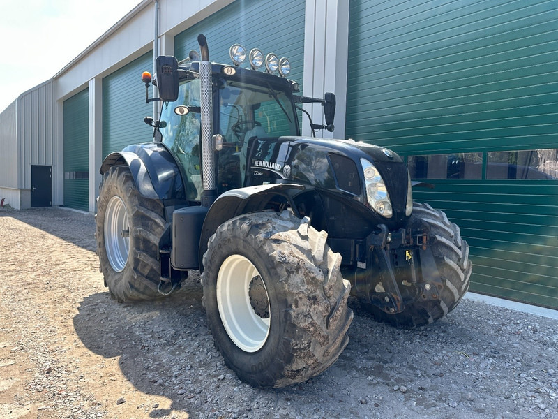 New Holland T7.260 Power Command - جرار: صور 2 New Holland T7.260 Power Command - جرار: صور 2