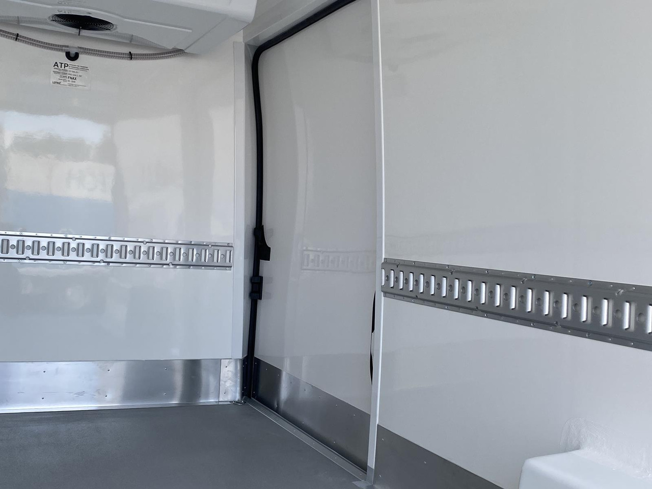 الشاحنات الصغيرة المبردة جديد CITROEN JUMPER L3H2 180PS CONFORT 35 / FRISCHDIENST ATP BIS 0 + KONVEKTA: صور 13