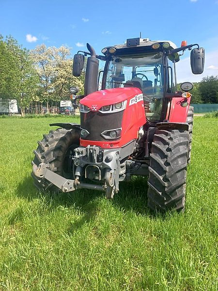Massey Ferguson MF 6714 S Dyna-VT - جرار: صور 2 Massey Ferguson MF 6714 S Dyna-VT - جرار: صور 2