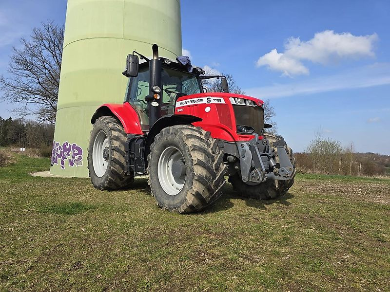 Massey Ferguson MF 7722 S Dyna-6 - جرار: صور 3 Massey Ferguson MF 7722 S Dyna-6 - جرار: صور 3