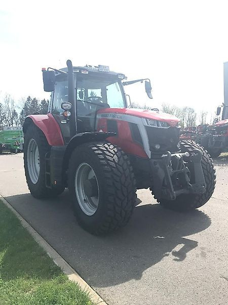 Massey Ferguson MF 7S210 Dyna-VT - جرار: صور 5 Massey Ferguson MF 7S210 Dyna-VT - جرار: صور 5