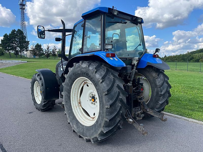 New Holland TS 115 - جرار: صور 2 New Holland TS 115 - جرار: صور 2