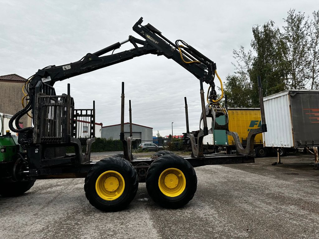 John Deere 1210E 10m CF710 KRAN - شاحنات نقل الأخشاب في الغابات: صور 5 John Deere 1210E 10m CF710 KRAN - شاحنات نقل الأخشاب في الغابات: صور 5