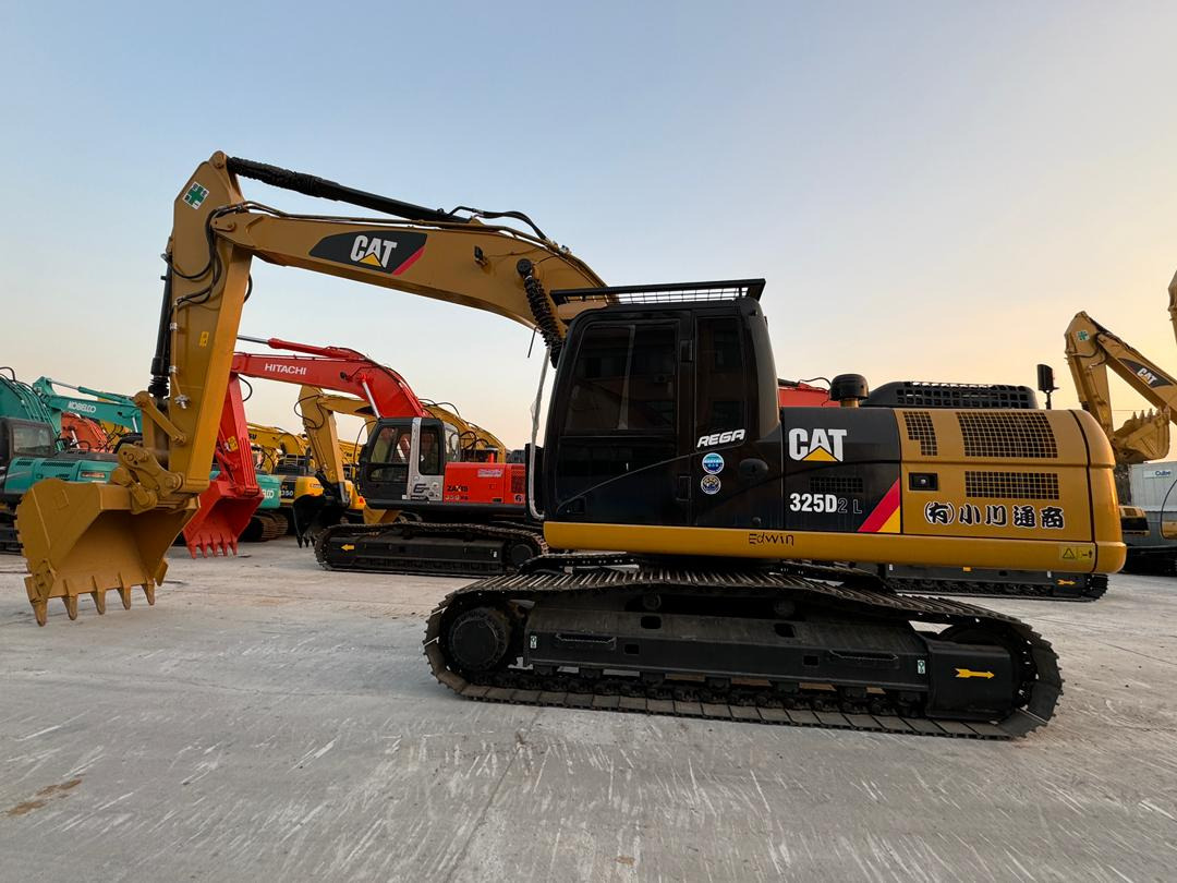 Caterpillar 325 CAT CAT 325D 325D2 330D 329D 320D 320D2 320GC - لودر: صور 1 Caterpillar 325 CAT CAT 325D 325D2 330D 329D 320D 320D2 320GC - لودر: صور 1