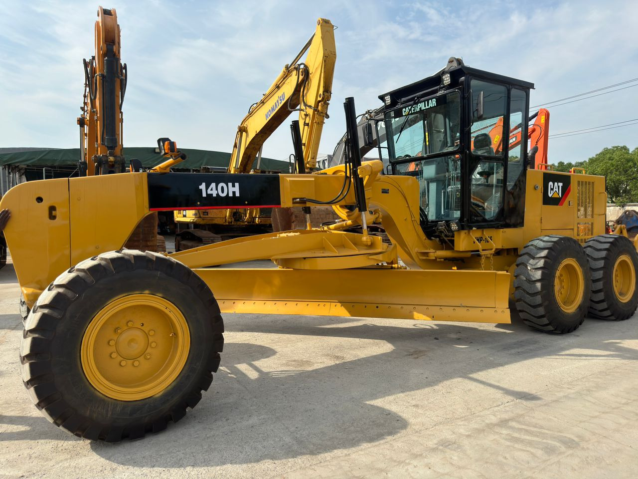 Caterpillar CAT 140 140H 140K Used Motor Grader Secondhand Graders for Sale - آلة تسوية الأرض: صور 2 Caterpillar CAT 140 140H 140K Used Motor Grader Secondhand Graders for Sale - آلة تسوية الأرض: صور 2