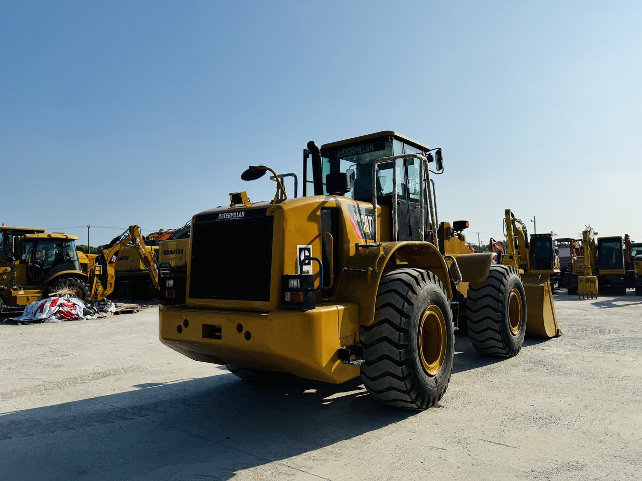 اللودر بعجل Caterpillar CAT 966 966H 966F 966G 6 Ton Used Wheel Loader and Similar Front Loaders Are Ready to Work: صور 10 اللودر بعجل Caterpillar CAT 966 966H 966F 966G 6 Ton Used Wheel Loader and Similar Front Loaders Are Ready to Work: صور 10
