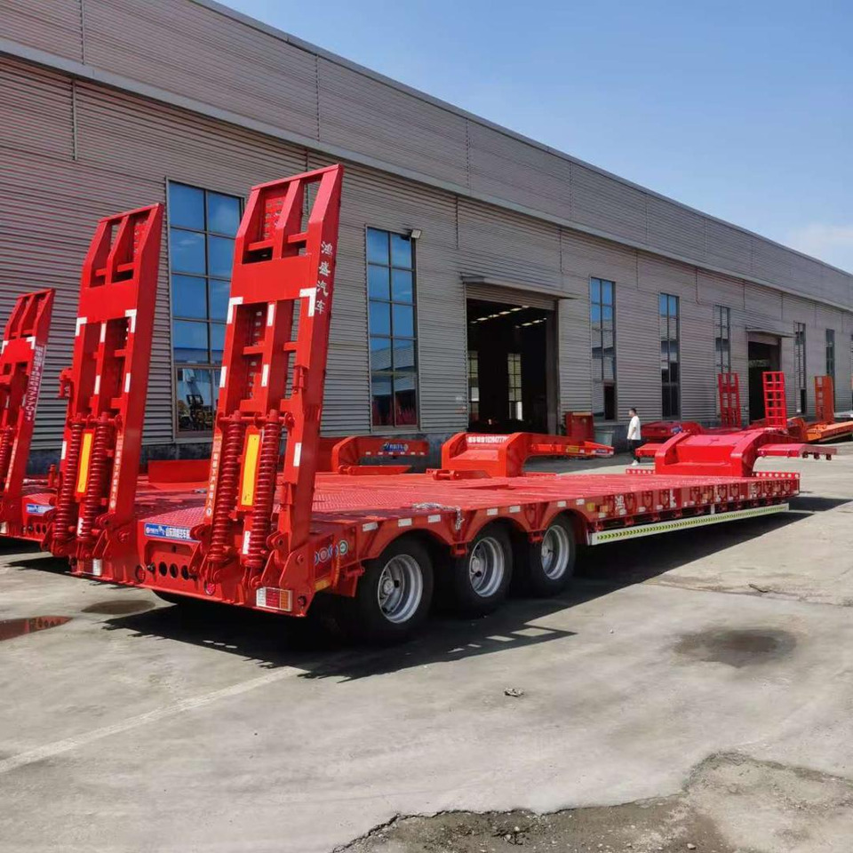 ZHICHENG Semni Flat Bed Low Bed Floater with 3 Axles 4 Axles New or Used 12M 13.75M In High Quality - عربة مسطحة منخفضة نصف مقطورة: صور 1 ZHICHENG Semni Flat Bed Low Bed Floater with 3 Axles 4 Axles New or Used 12M 13.75M In High Quality - عربة مسطحة منخفضة نصف مقطورة: صور 1