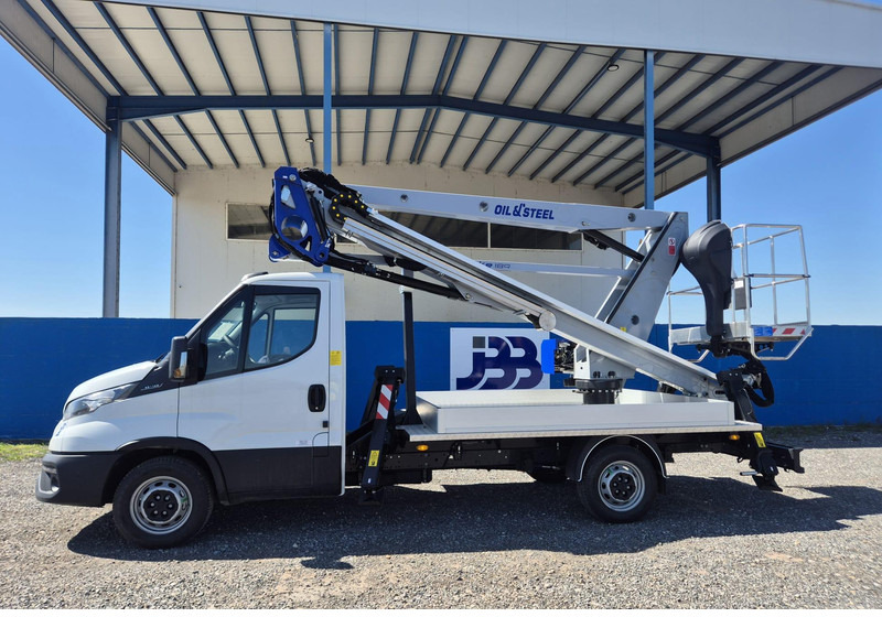 Iveco 35-140 Oil & Steel Snake 189 - شاحنة, شاحنة كرين: صور 1 Iveco 35-140 Oil & Steel Snake 189 - شاحنة, شاحنة كرين: صور 1