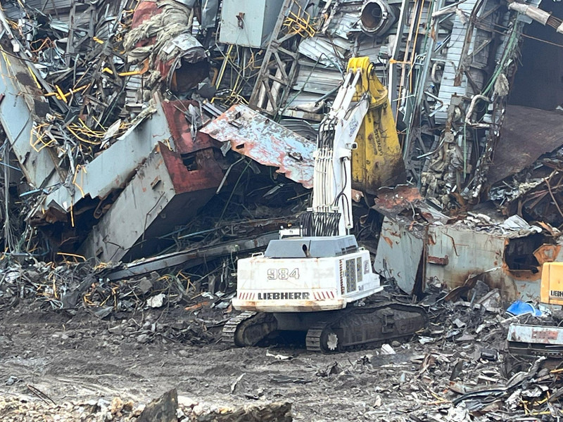 Liebherr R984C - حفارات زحافة: صور 5 Liebherr R984C - حفارات زحافة: صور 5