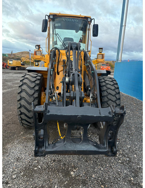 Volvo L70E - اللودر بعجل: صور 4 Volvo L70E - اللودر بعجل: صور 4