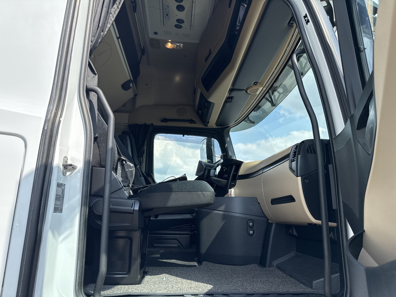 شاحنة جرار Mercedes-Benz ACTROS 1848 LS GIGASPACE Lowliner: صور 15