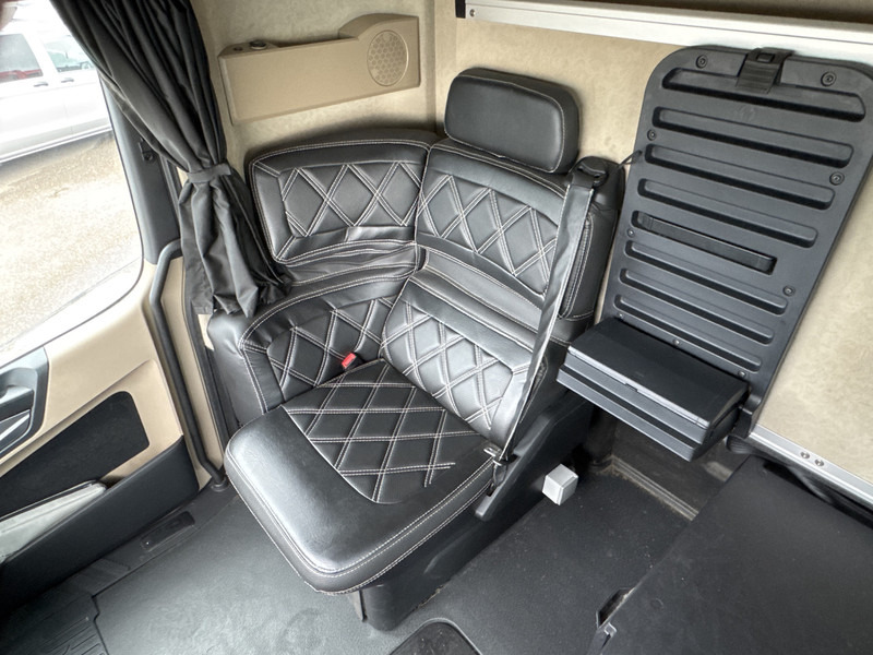 Mercedes-Benz Actros L-Gigaspacecabine 1845 LS Lowliner, Solostar Mirror cams , Leer , Euro 6 - الشاسيه شاحنة: صور 4 Mercedes-Benz Actros L-Gigaspacecabine 1845 LS Lowliner, Solostar Mirror cams , Leer , Euro 6 - الشاسيه شاحنة: صور 4