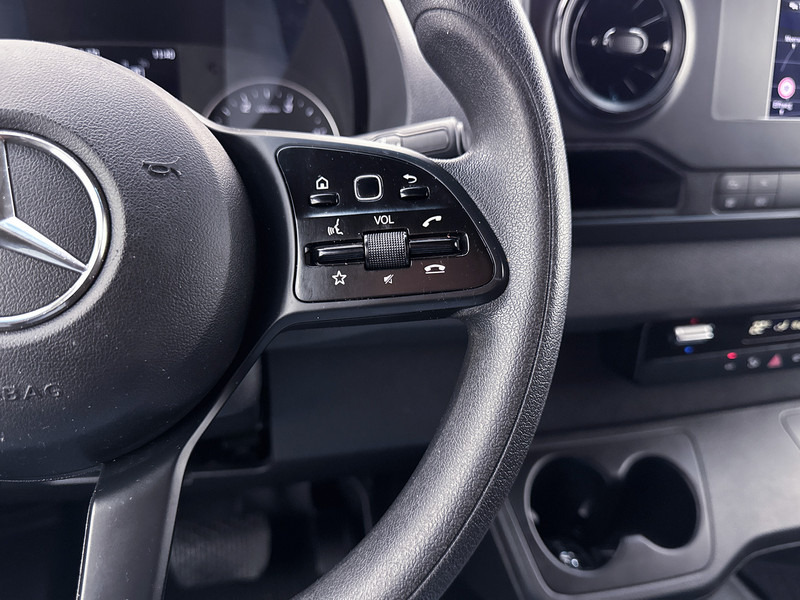 فان Mercedes-Benz Sprinter 314 2.2 CDI L2H2 Navigatie Inrichting Betimmering Cruise Control Navigatie 220v Omvormer Sidebars: صور 19 فان Mercedes-Benz Sprinter 314 2.2 CDI L2H2 Navigatie Inrichting Betimmering Cruise Control Navigatie 220v Omvormer Sidebars: صور 19