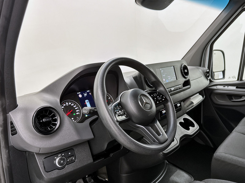 Mercedes-Benz Sprinter 315 1.9 CDI L2H2 Automaat Navigatie Luchtgeveerde stoel Camera Sidebars Cruise control Airco MBUX - فان: صور 4 Mercedes-Benz Sprinter 315 1.9 CDI L2H2 Automaat Navigatie Luchtgeveerde stoel Camera Sidebars Cruise control Airco MBUX - فان: صور 4