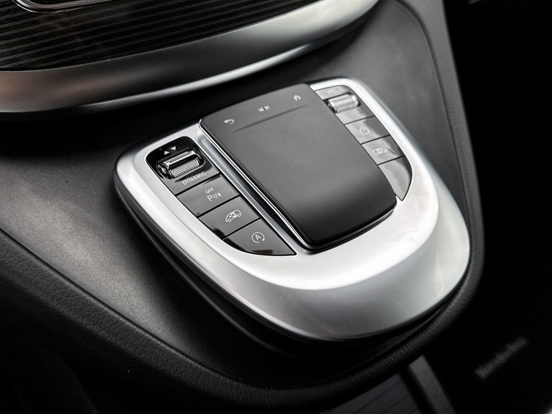 تأجير Mercedes-Benz V-Klasse 300d Extra Lang Avantgarde Edition L3 Enkele Cabine Burmester Audio 360 Graden Camera Leder Adaptieve Cruise Control Elektrische Mercedes-Benz V-Klasse 300d Extra Lang Avantgarde Edition L3 Enkele Cabine Burmester Audio 360 Graden Camera Leder Adaptieve Cruise Control Elektrische: صور 14
